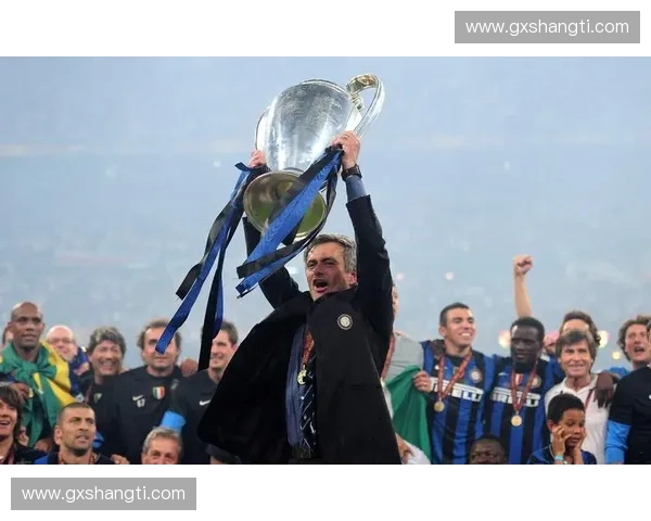 重温辉煌岁月细数国际米兰1998赛季的荣耀与转折